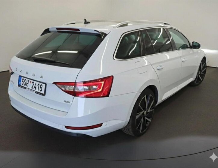 Škoda Superb Kombi 2,0 l 147 kw