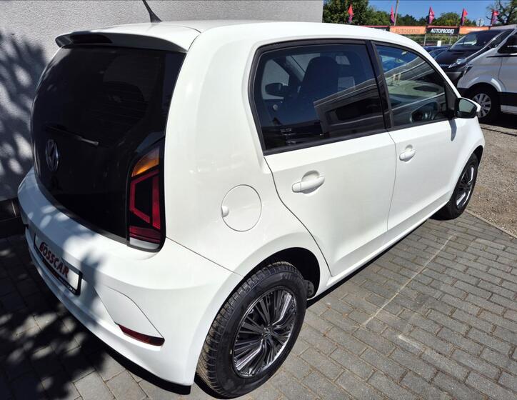 Volkswagen up! 6