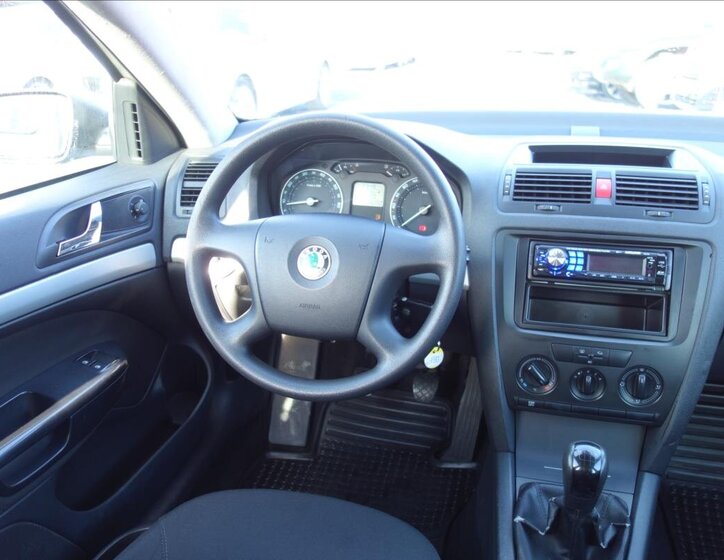 Škoda Octavia Kombi 1,8 l 118 kw