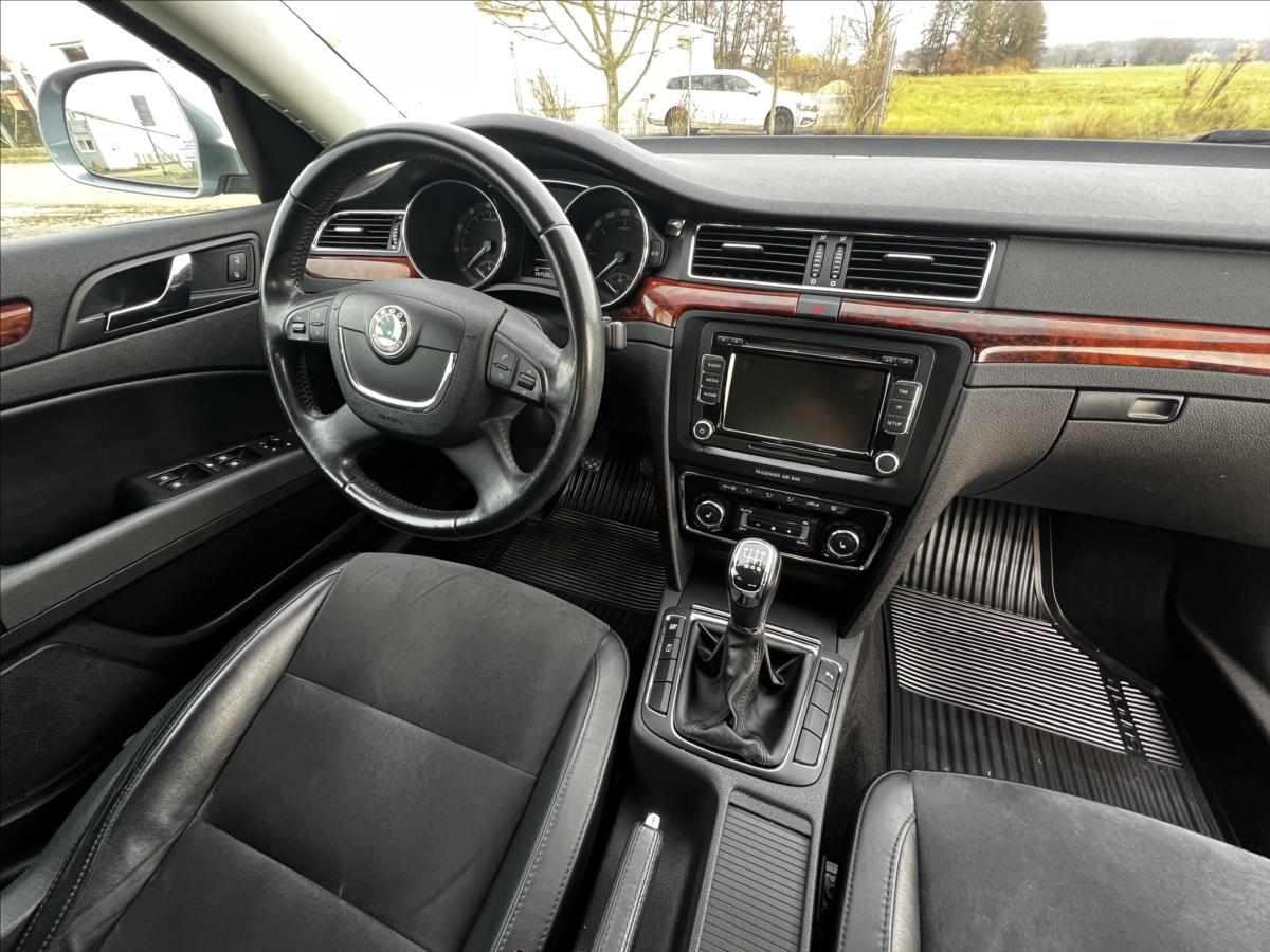 Škoda Superb