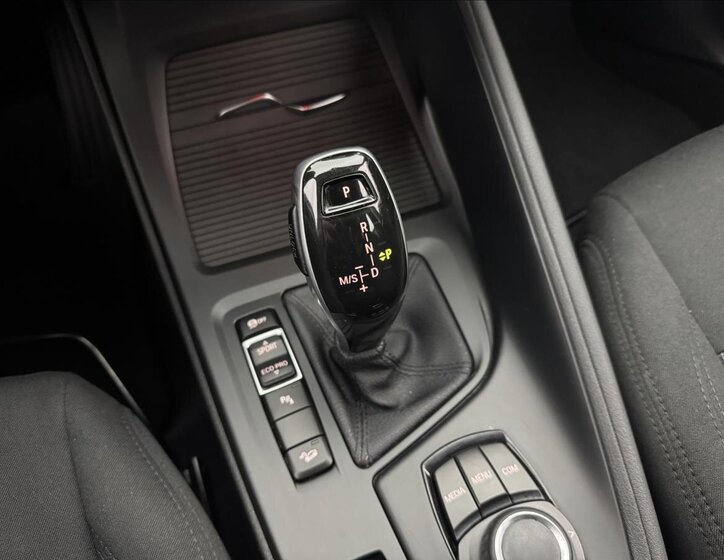 BMW X1 SUV 2,0 l 110 kw