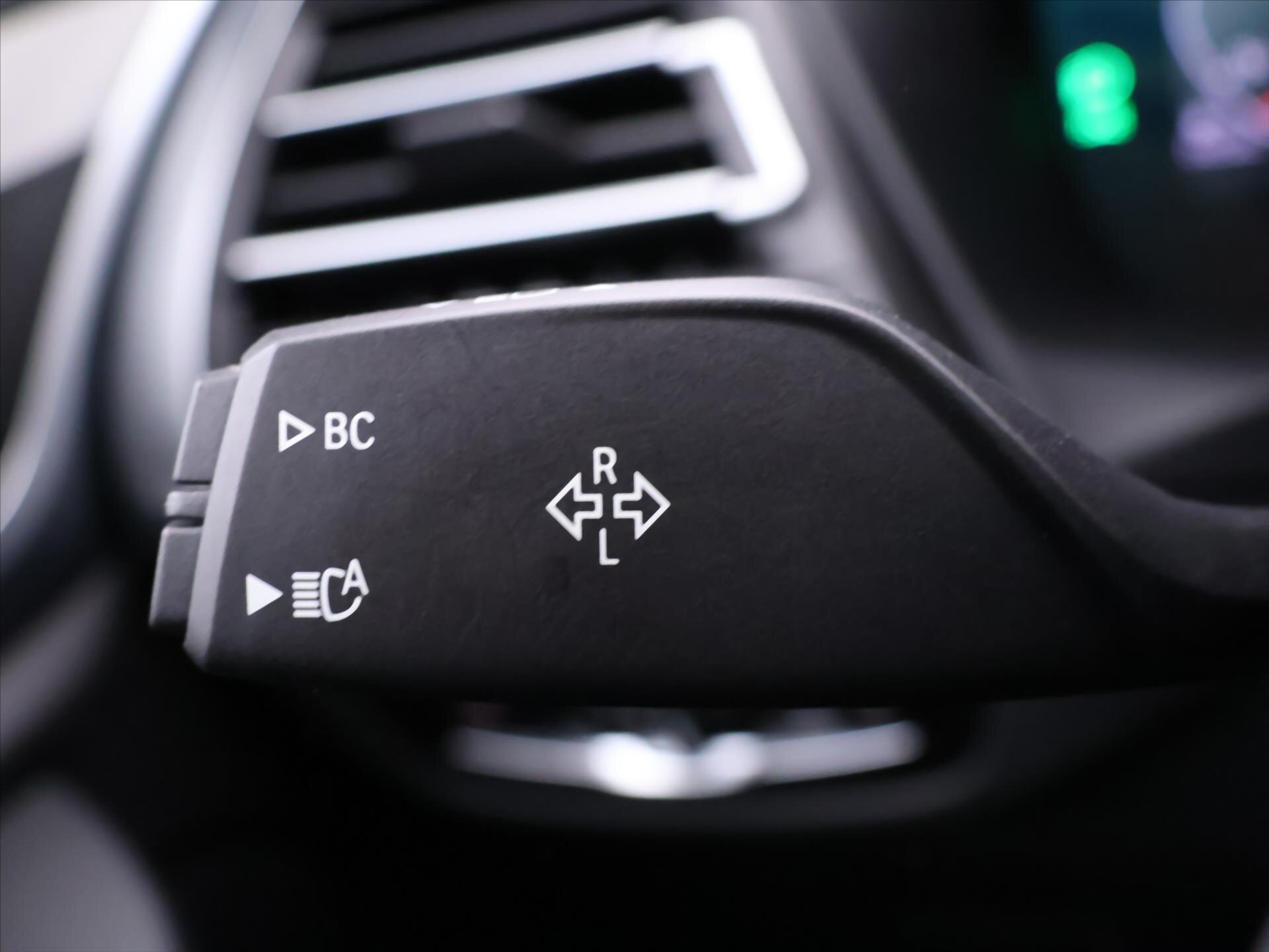 BMW X3 SUV / Terénní 2,0 l 140 kw