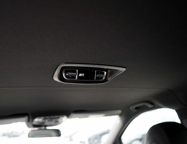 Mercedes-Benz Třídy V MPV 2,0 l 176 kw