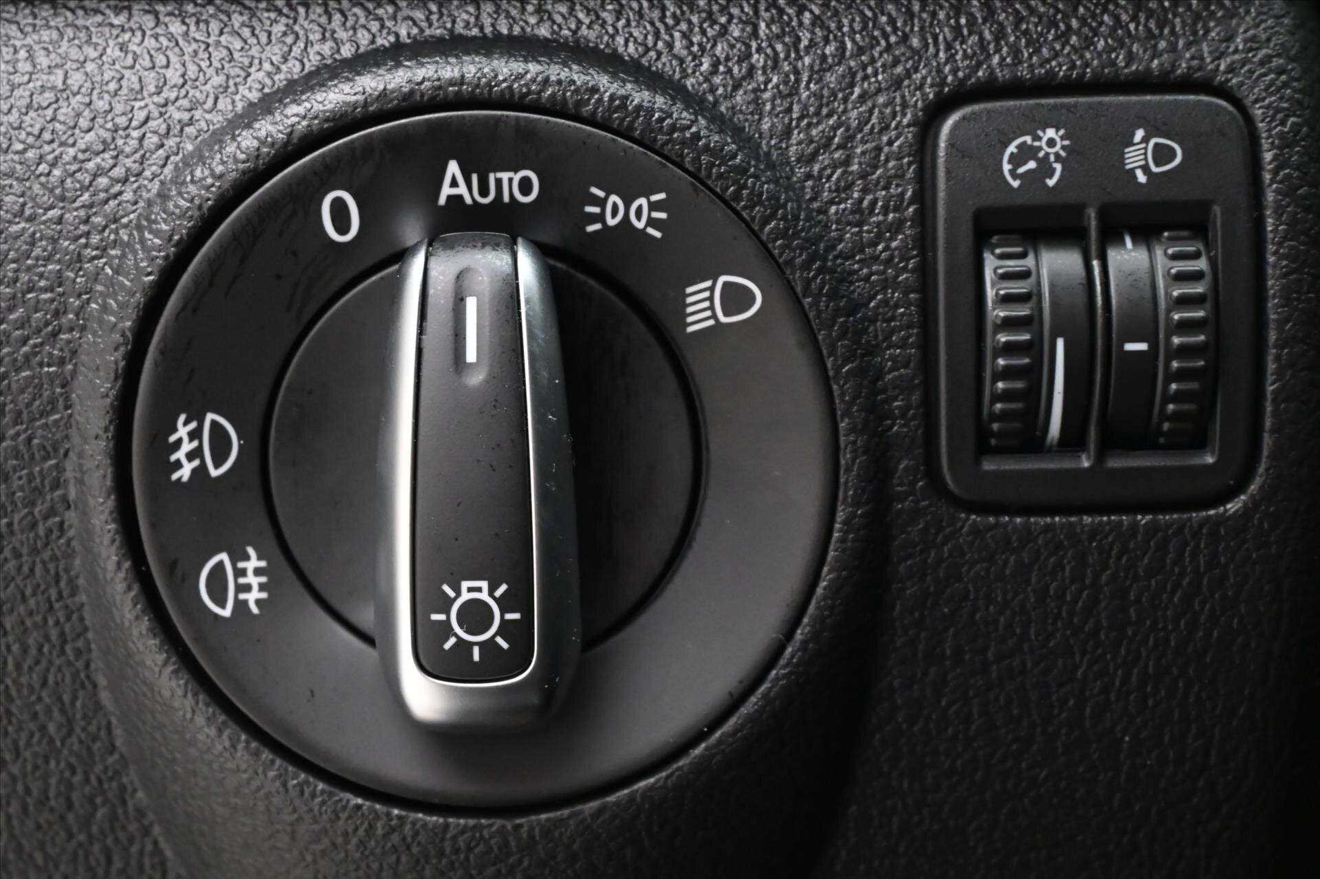 Volkswagen Tiguan SUV 2,0 l 81 kw