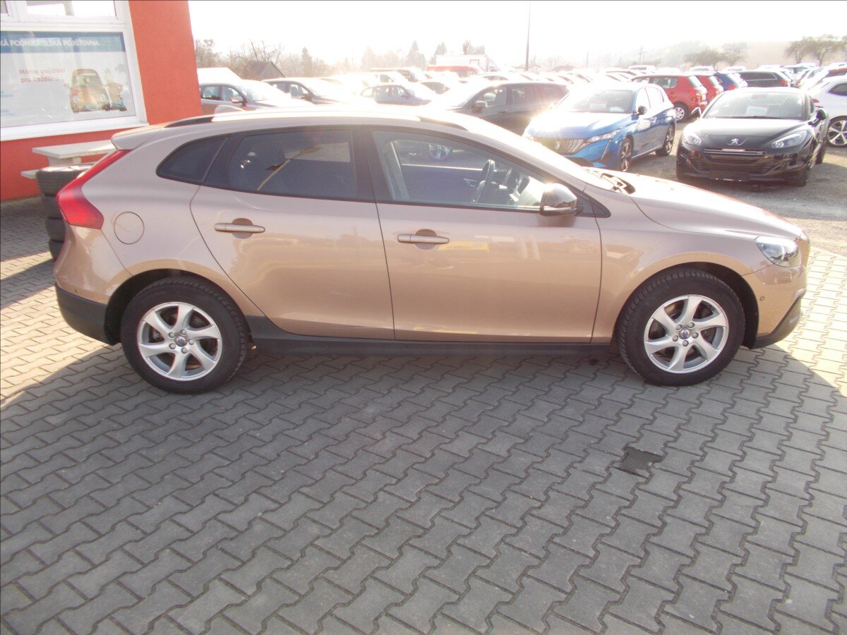 Volvo V40 Hatchback 2,0 l 88 kw