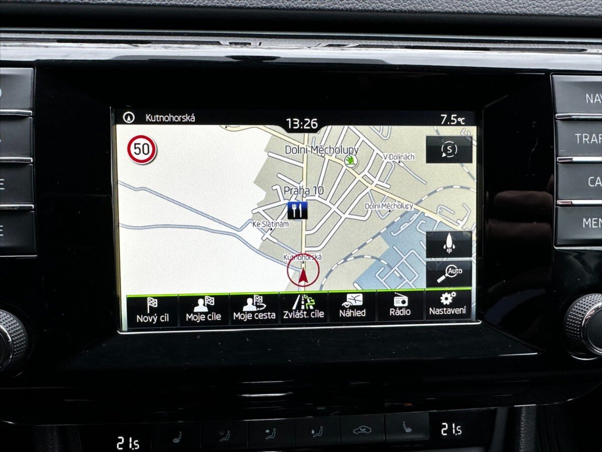 Škoda Superb Sedan / Limuzína 2,0 l 110 kw