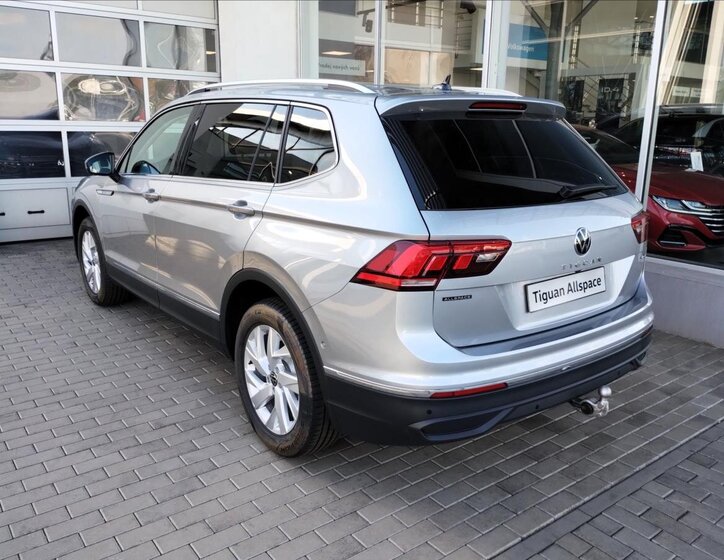 Volkswagen Tiguan Allspace 5