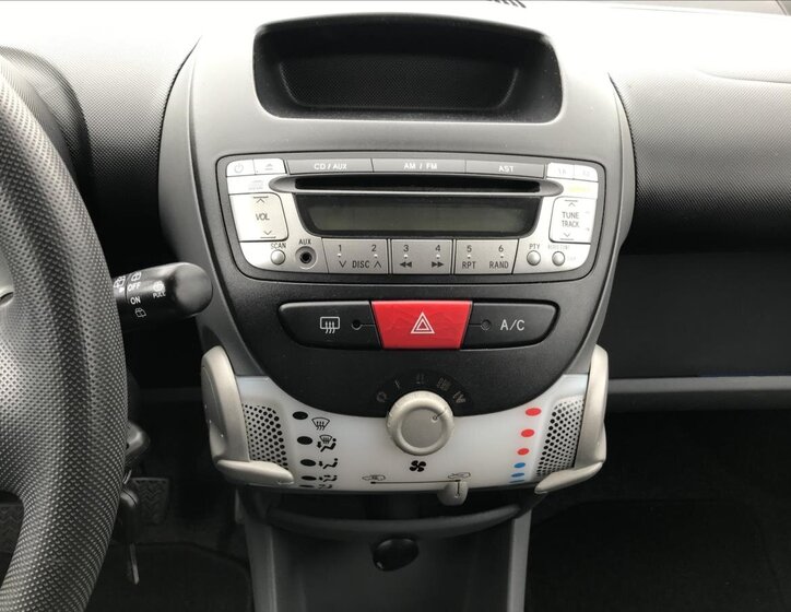 Toyota Aygo Hatchback 998,0 50 kw