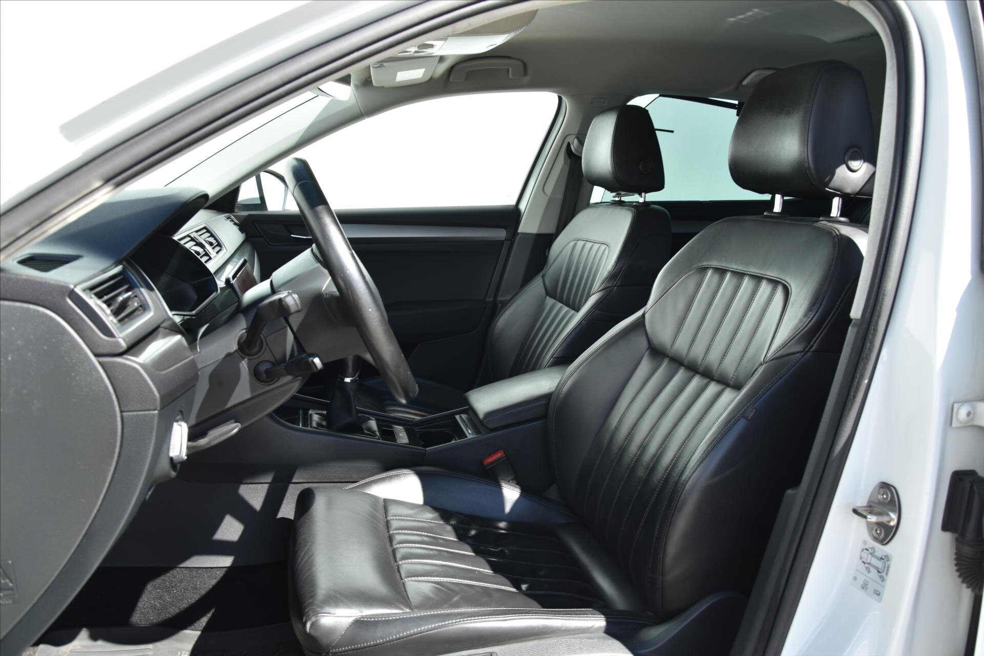 Škoda Superb Liftback 2,0 l 110 kw