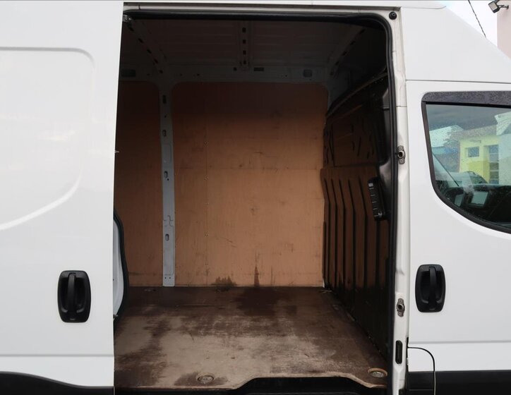 Iveco Daily Ostatní 2,3 l 115 kw
