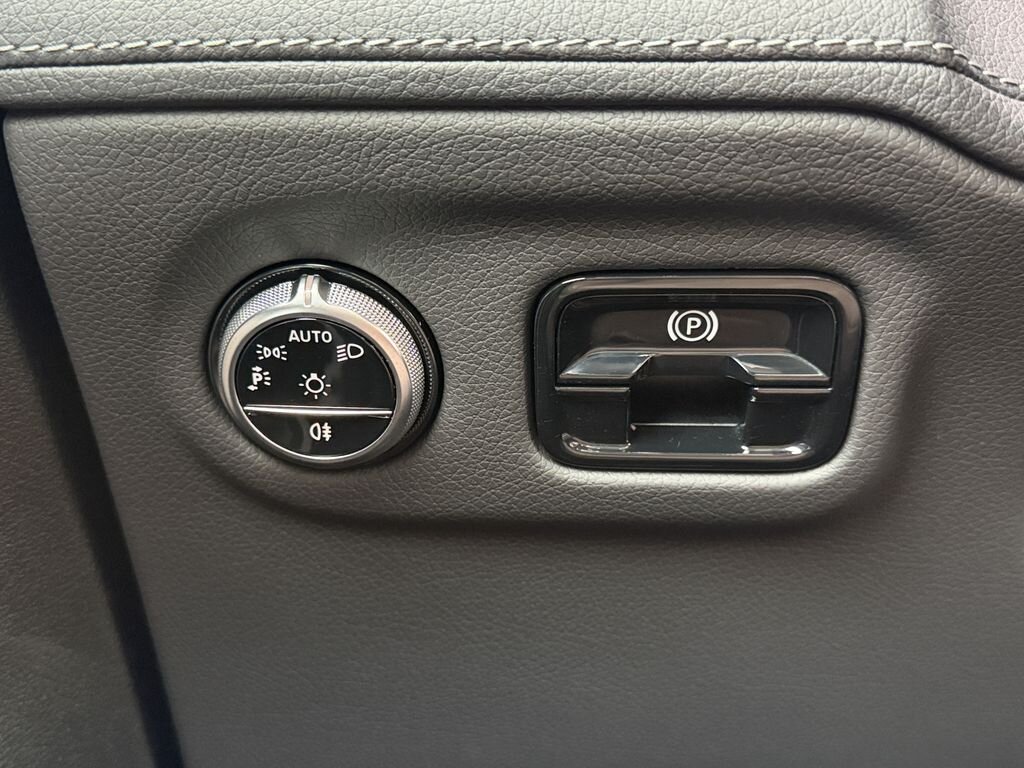 Mercedes-Benz EQE SUV 0,0 300 kw