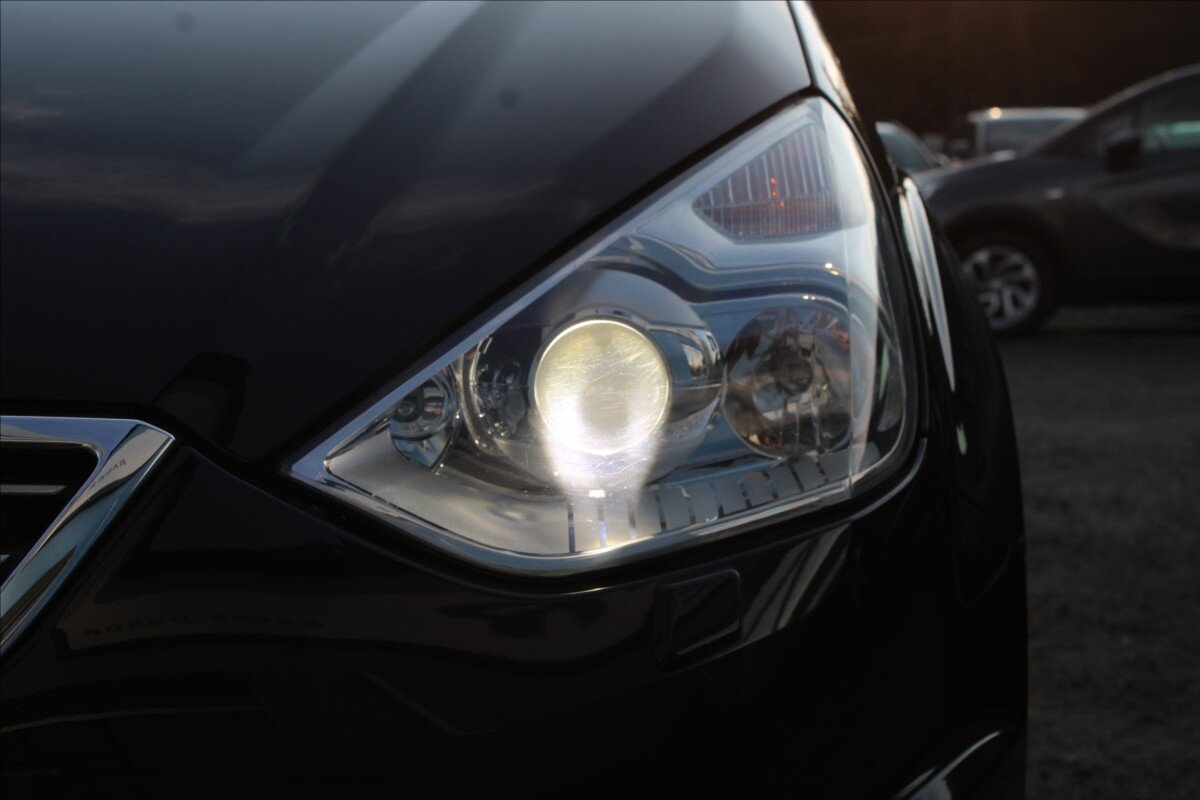 Ford Galaxy MPV 2,0 l 120 kw