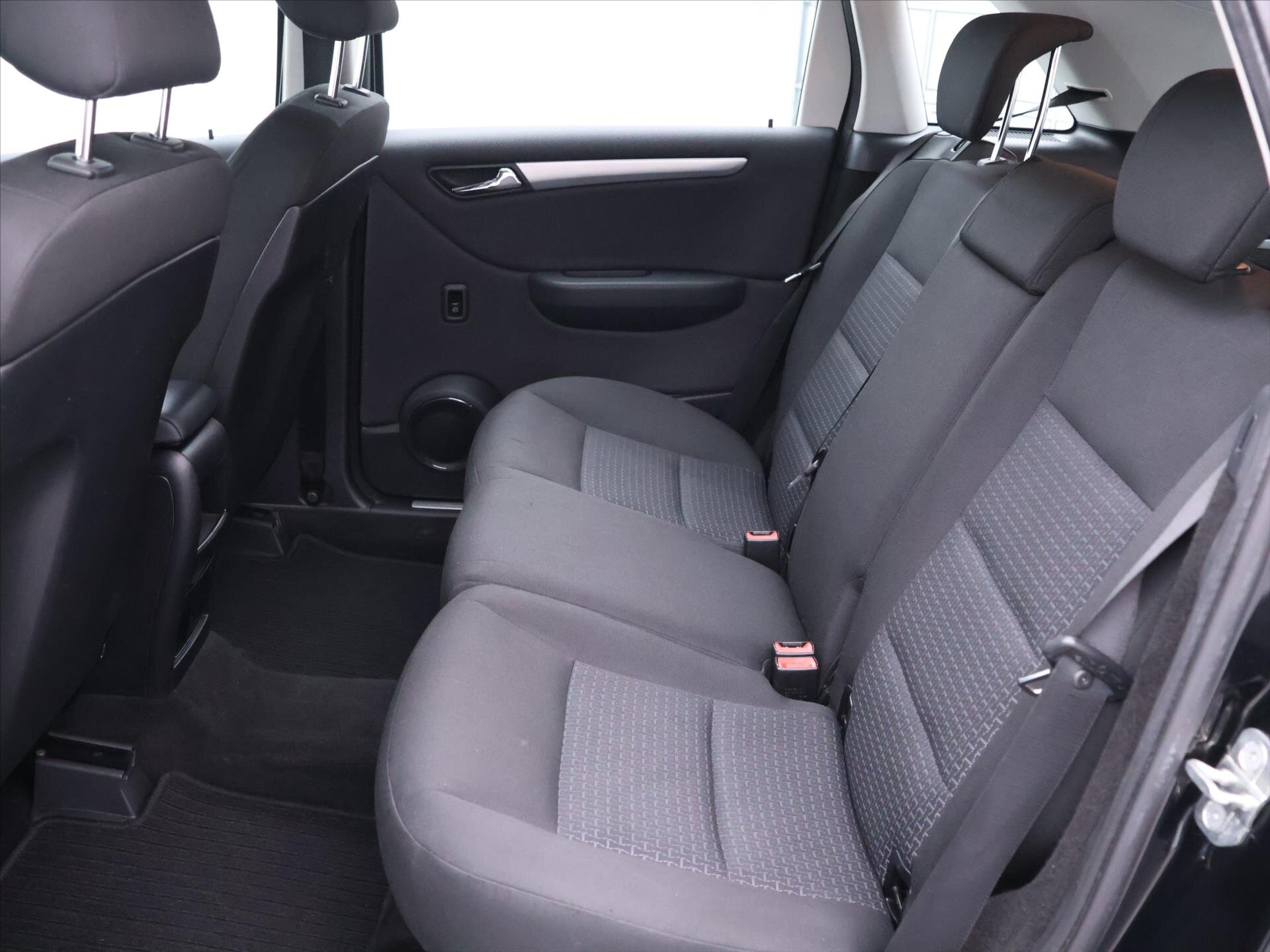 Mercedes-Benz Třídy B Hatchback 1,5 l 70 kw