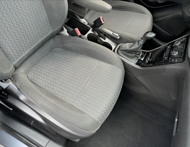 Opel Mokka SUV / Terénní 1,6 l 81 kw