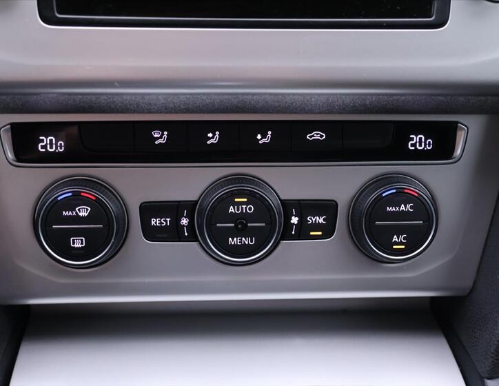 Volkswagen Passat 22