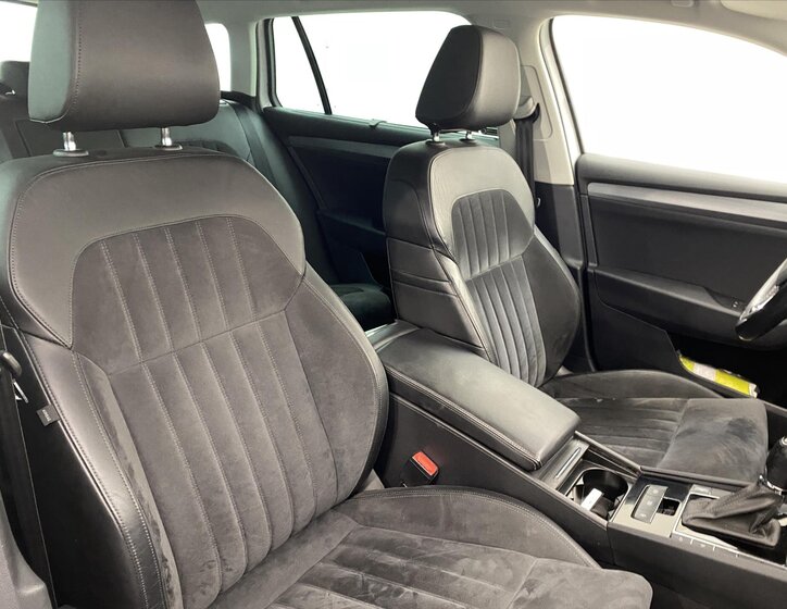 Škoda Superb Kombi 2,0 l 140 kw