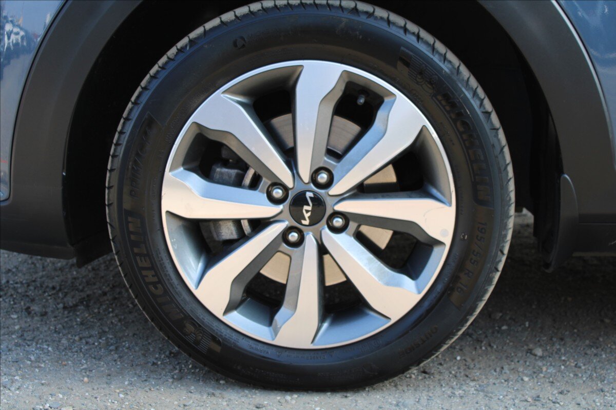 KIA Stonic Hatchback 1,2 l 61 kw