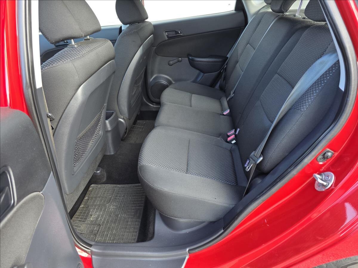 Hyundai i30 Hatchback 1,4 l 77 kw