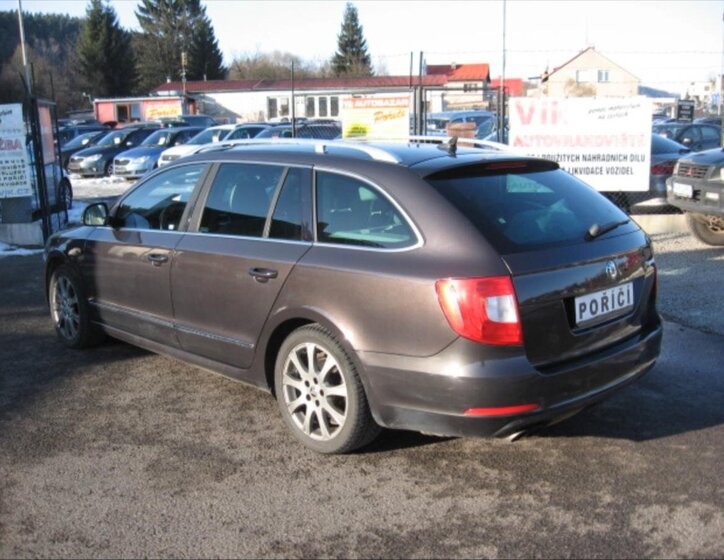 Škoda Superb Kombi 2,0 l 125 kw