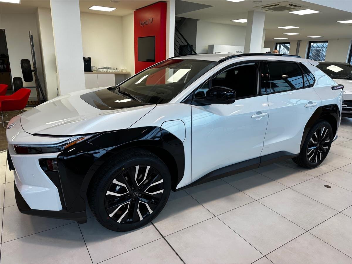 Toyota bZ4X SUV / Terénní 0,0 252 kw