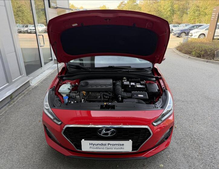 Hyundai i30 23