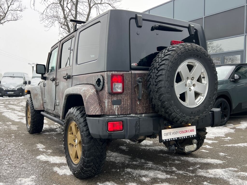 Jeep Wrangler SUV 2,8 l 130 kw