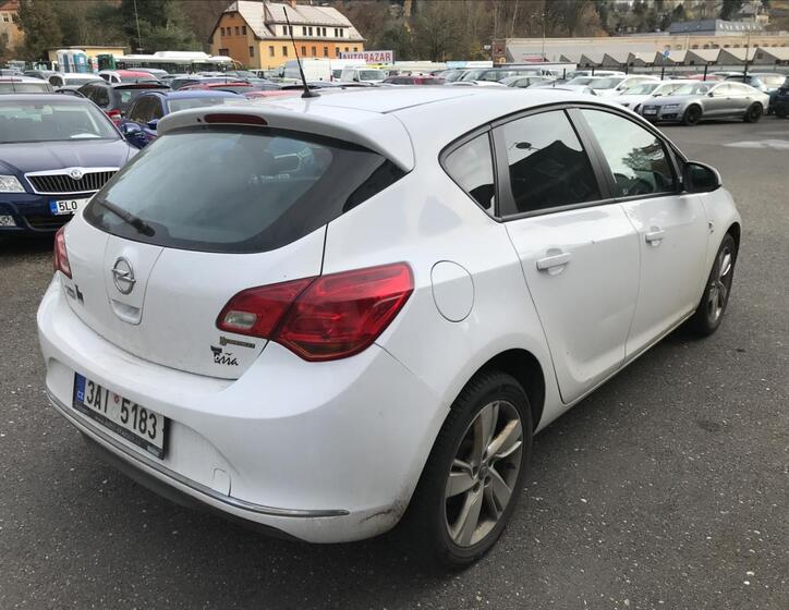 Opel Astra 5