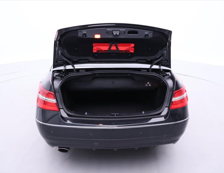 Mercedes-Benz Třídy E Kabriolet 2,1 l 125 kw