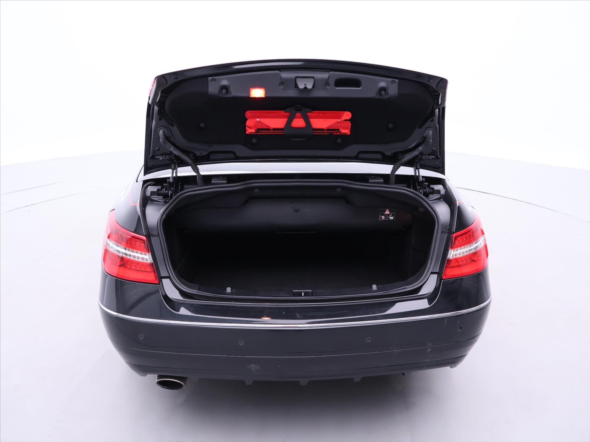 Mercedes-Benz Třídy E Kabriolet 2,1 l 125 kw