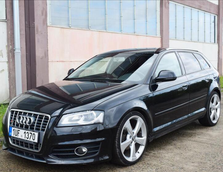 Audi A3 1