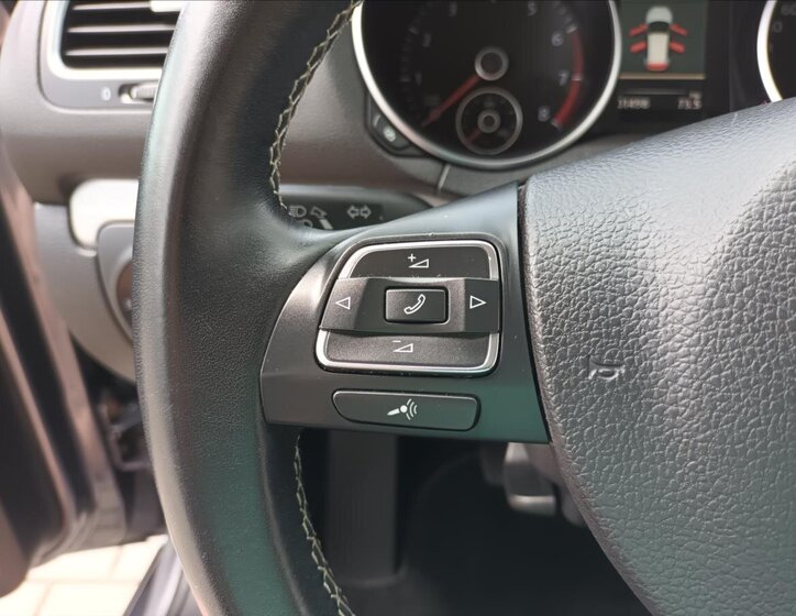 Volkswagen Golf Hatchback 1,2 l 63 kw