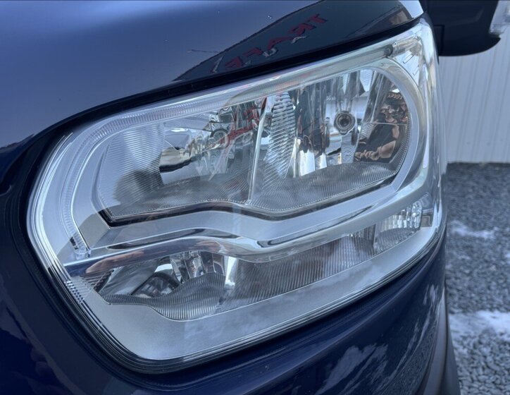 Ford Transit Kombi 2,0 l 96 kw