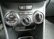Peugeot 208 Hatchback 1,2 l 61 kw