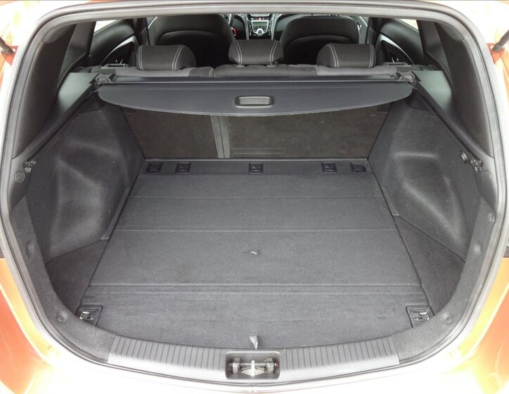 Hyundai i30 Kombi 1,6 l 99 kw