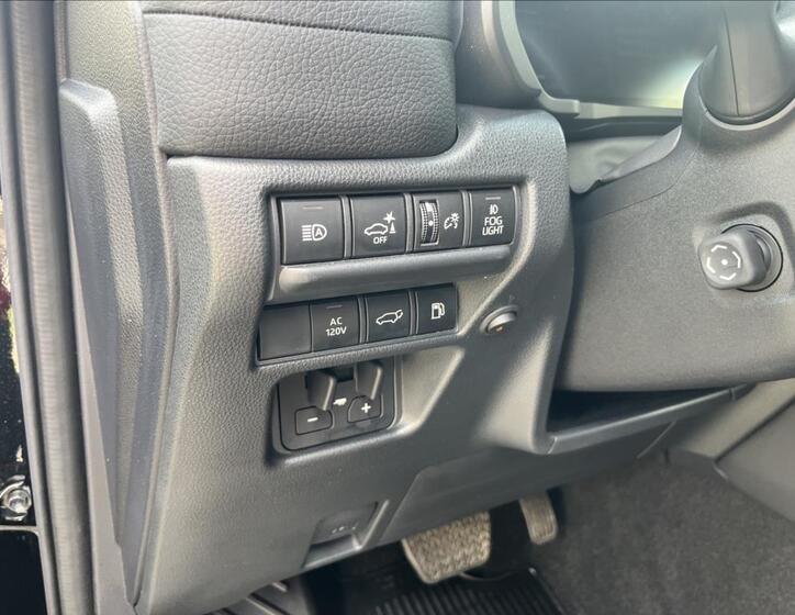 Toyota Land Cruiser 18