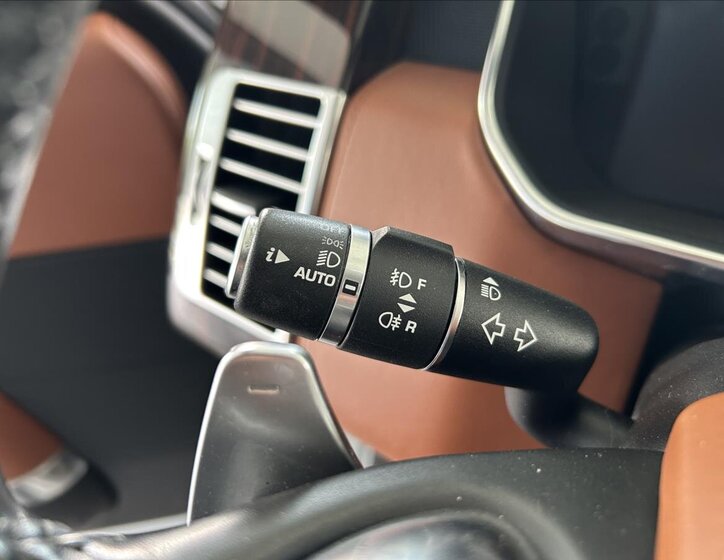 Land Rover Range Rover SUV / Terénní 3,0 l 190 kw