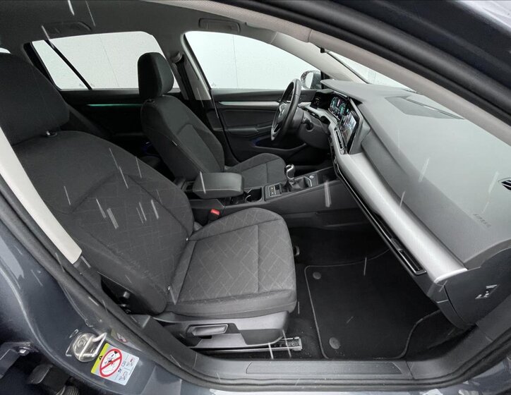 Volkswagen Golf Kombi 1,5 l 96 kw