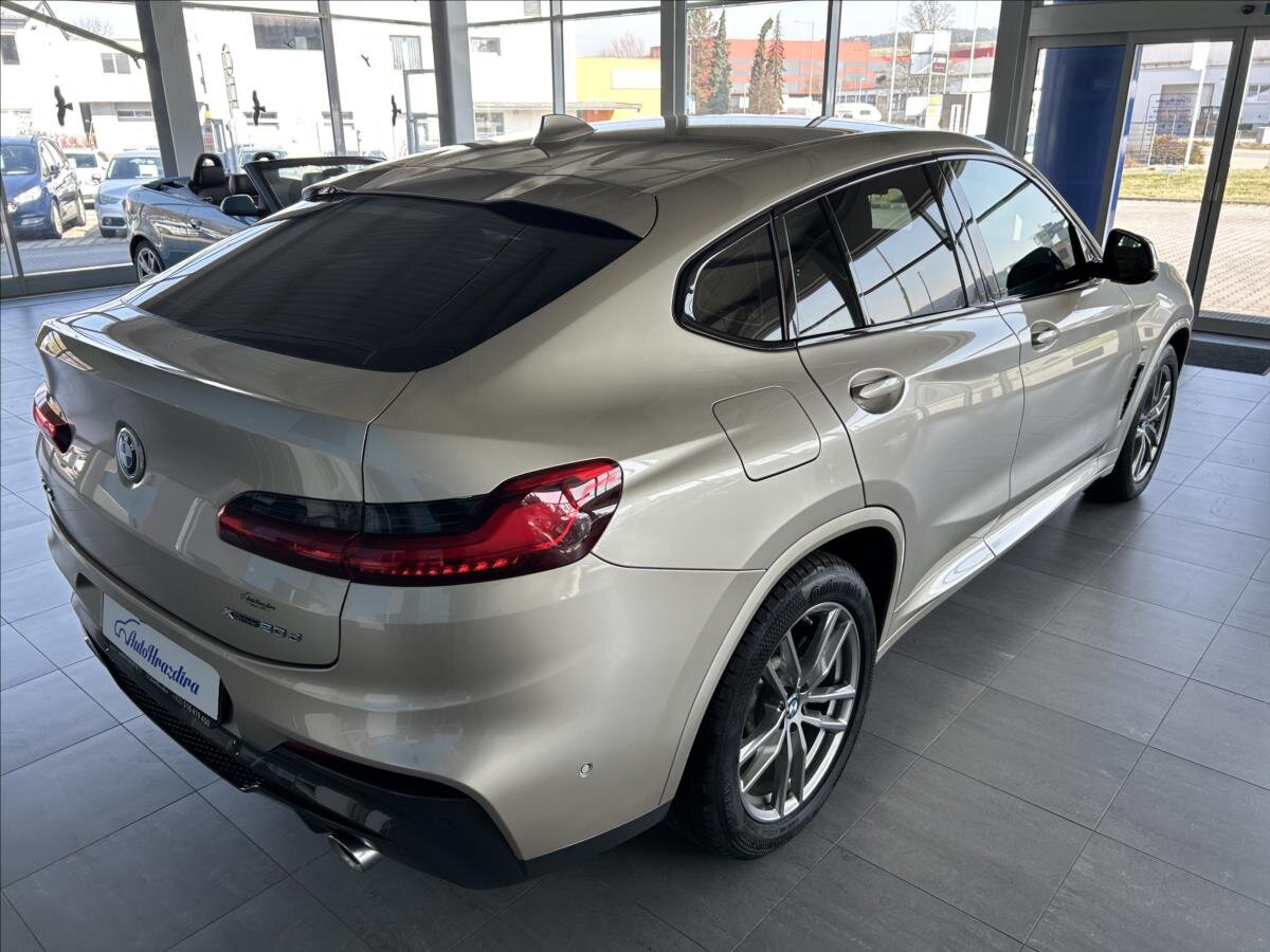 BMW X4 SUV / Terénní 2,0 l 140 kw