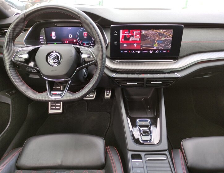 Škoda Octavia Sedan / Limuzína 2,0 l 180 kw