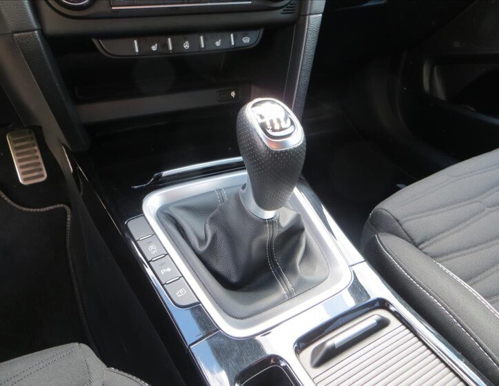 KIA ProCeed Kombi 1,5 l 117 kw