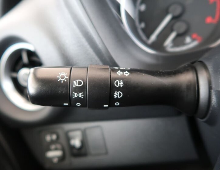 Toyota Yaris Hatchback 1,5 l 82 kw