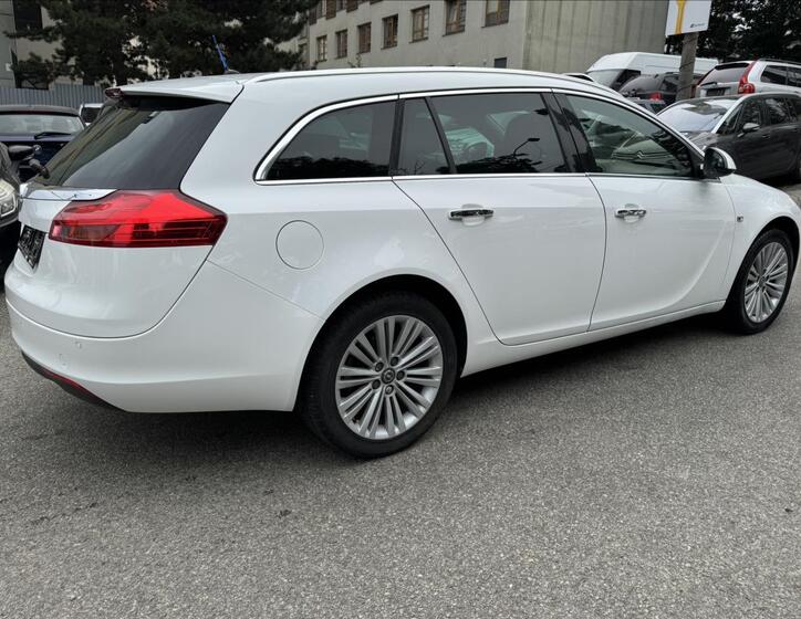 Opel Insignia 6