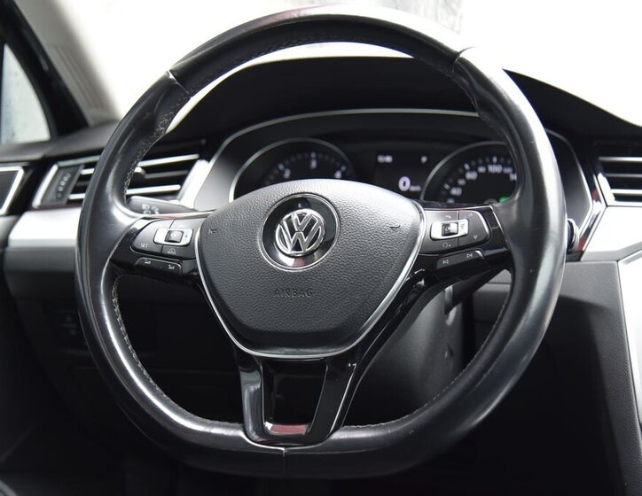 Volkswagen Passat Kombi 2,0 l 110 kw