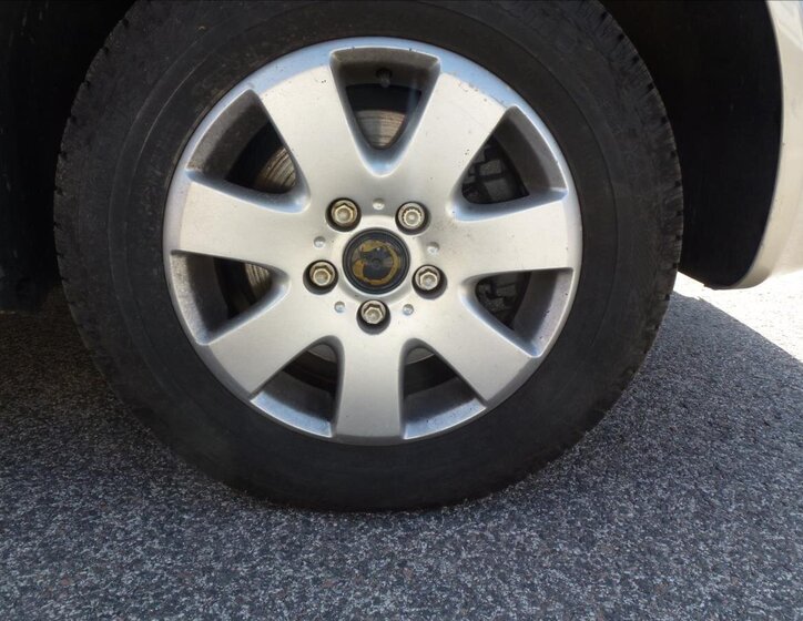 Volkswagen Multivan Kombi 2,5 l 128 kw