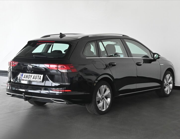 Volkswagen Golf Kombi 2,0 l 110 kw