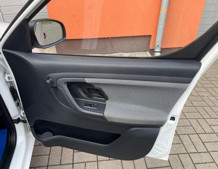 Škoda Roomster Kombi 1,2 l 63 kw