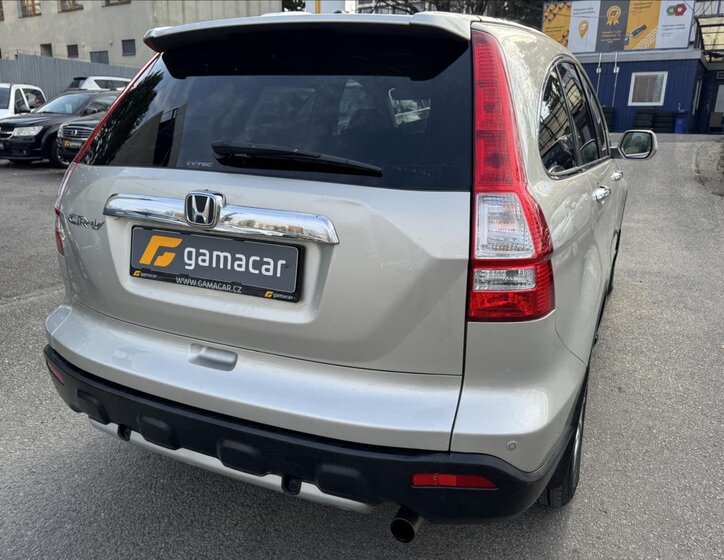 Honda CR-V SUV / Terénní 2,0 l 110 kw