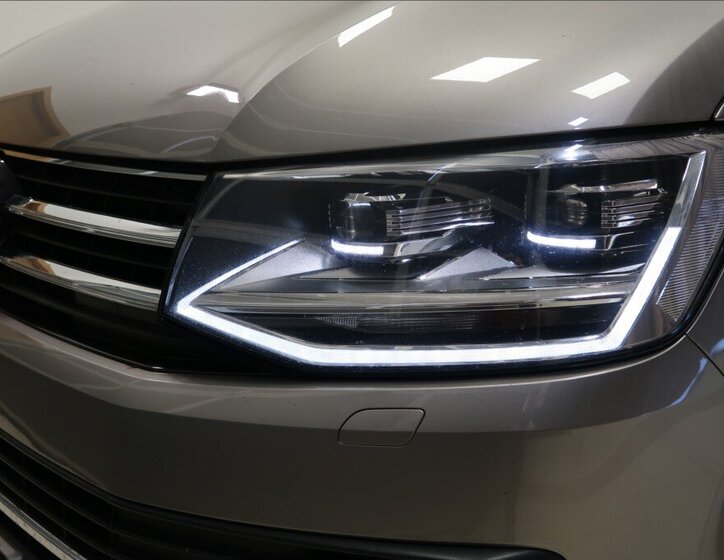 Volkswagen Multivan VAN / Minibus 2,0 l 150 kw