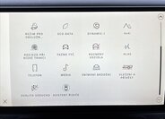 Land Rover Defender SUV 4,4 l 467 kw