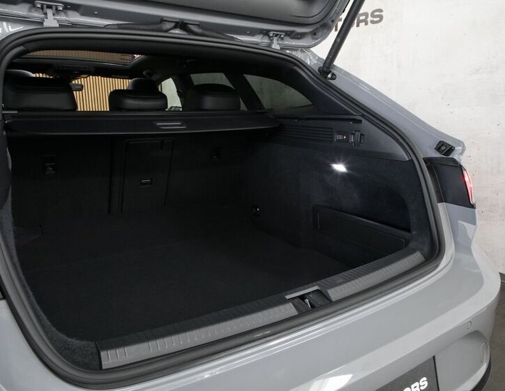 Volkswagen Arteon Kombi 2,0 l 235 kw